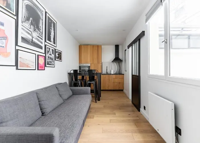 Paris Montparnasse Magnifique Studio